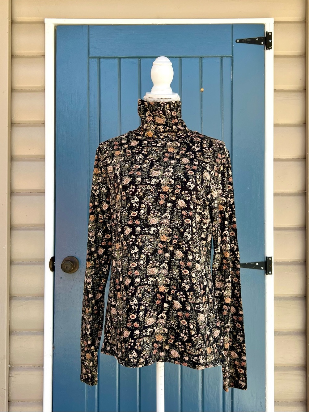 Peruvian Connection Creeping Thyme T-Neck Floral Pima Cotton Top Size large